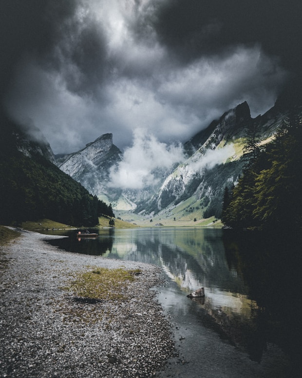 Swiss Alps Lakes Getaway